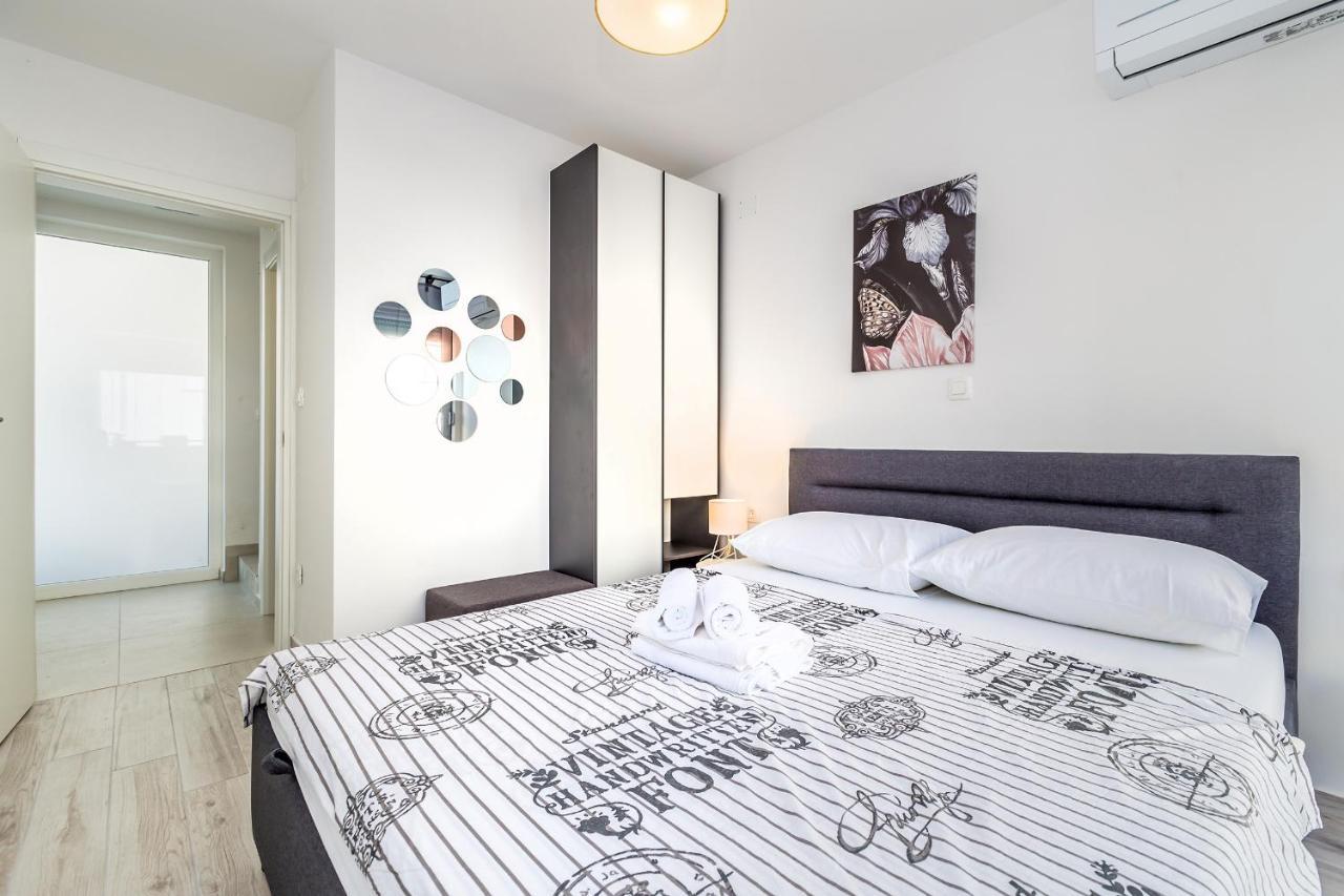 Apartments Solis Lacus Penthouse Njivice Eksteriør billede